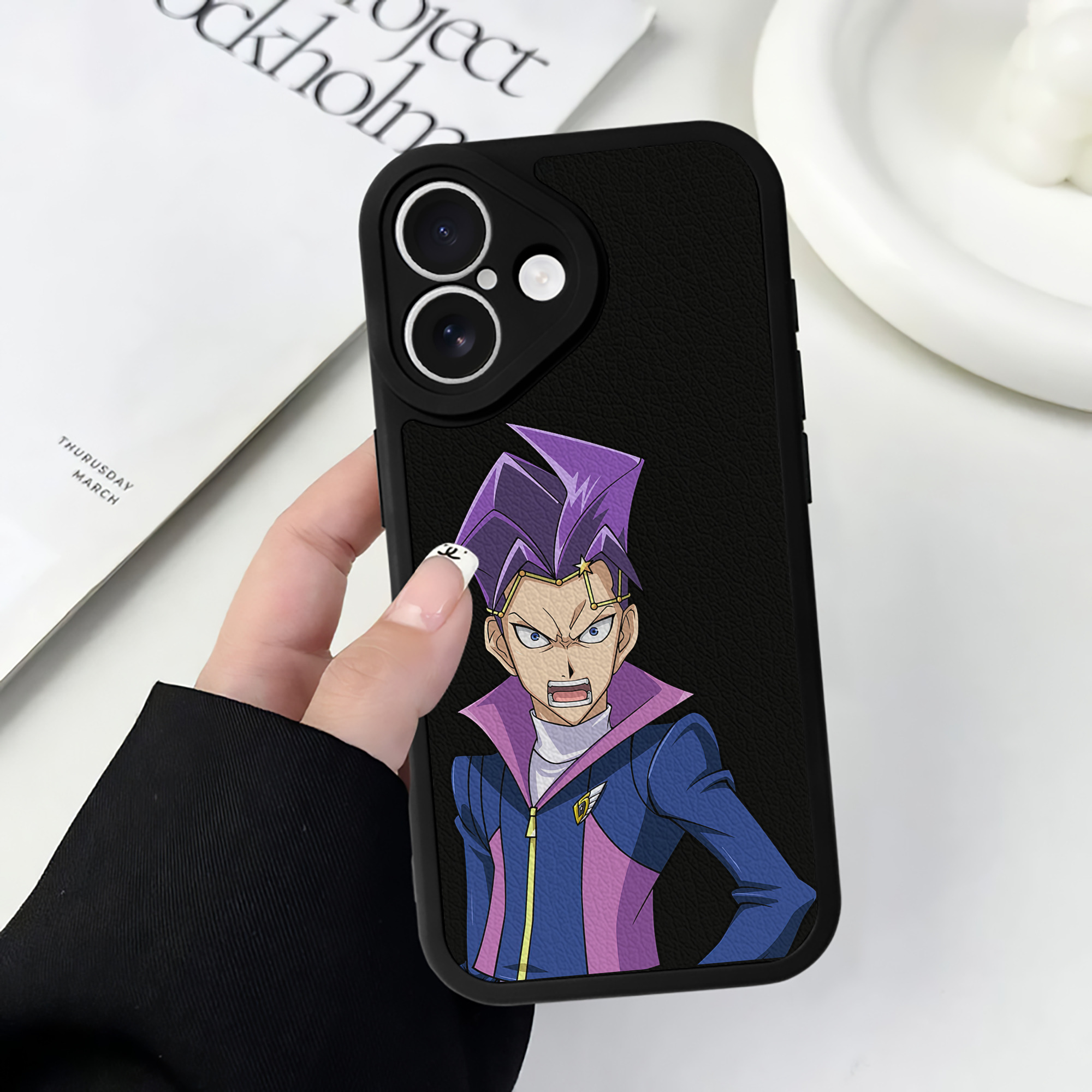 遊☆戯☆王 Yu-Gi-Oh! 【iPhone 16シリーズ対応】シリコンスマホケース（レザー調） 材質：シリコン